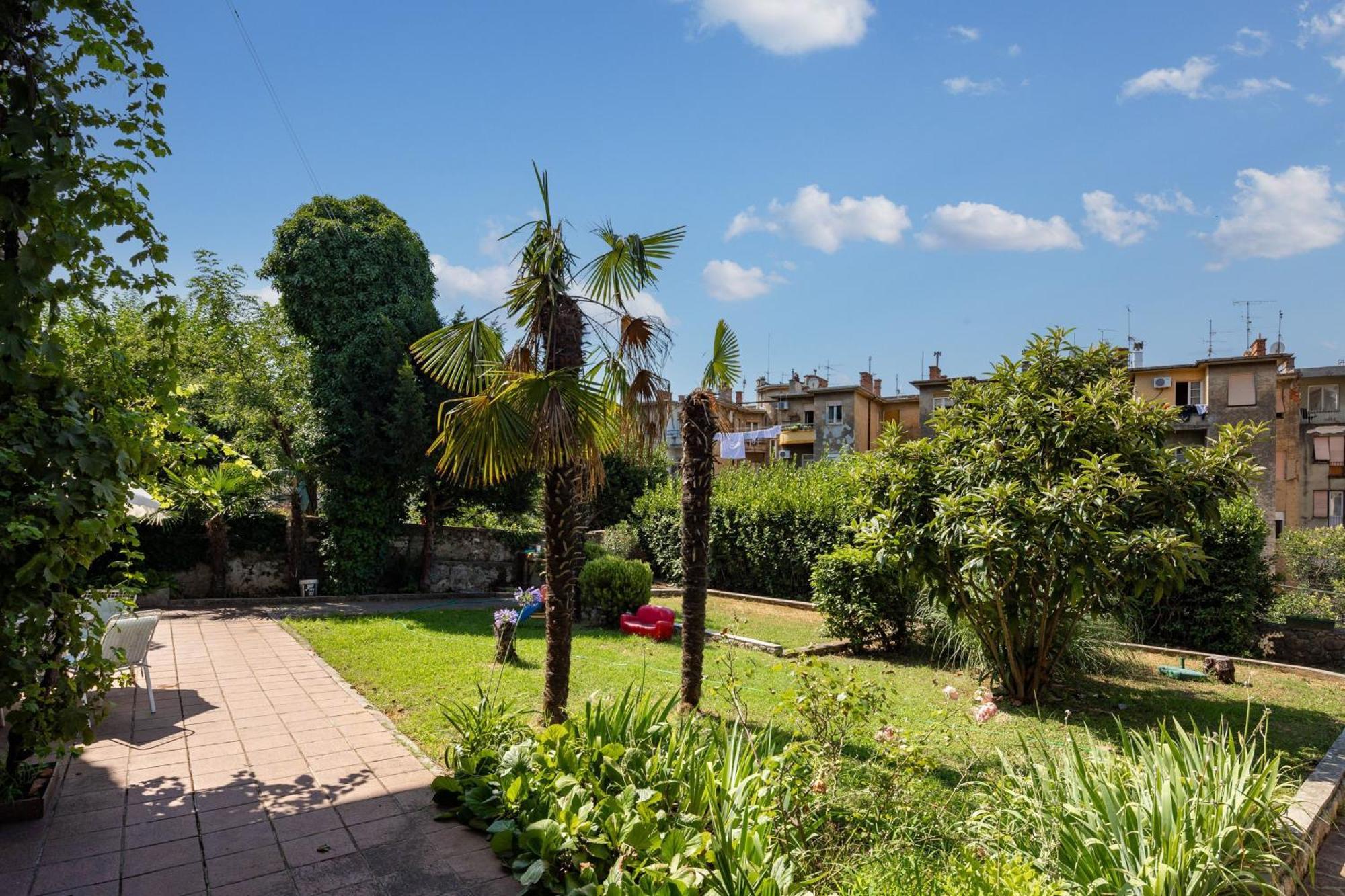 City Apartment With Garden - Happy Rentals Rijeka Extérieur photo