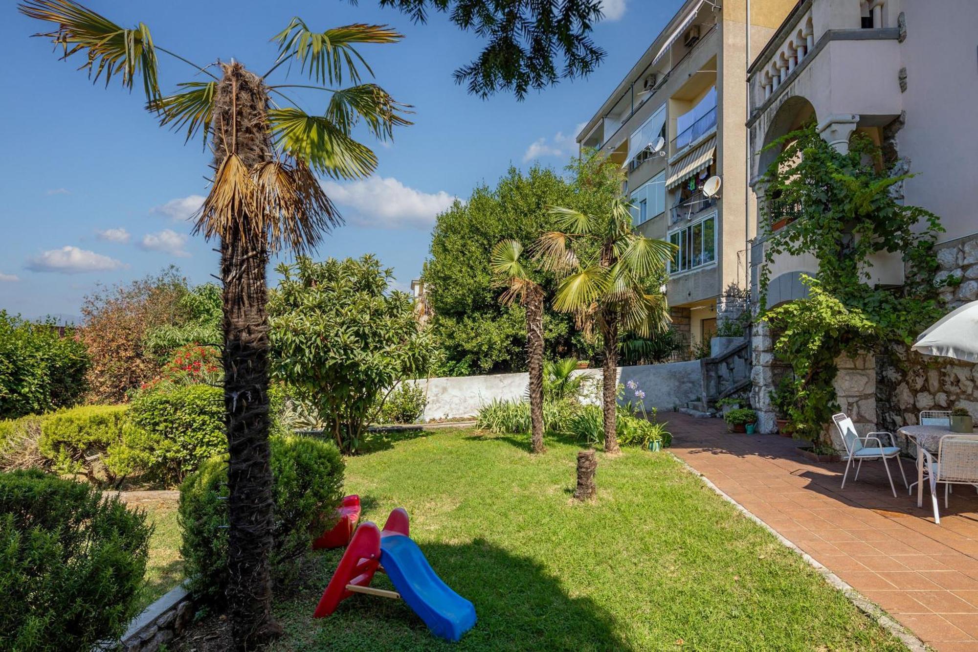 City Apartment With Garden - Happy Rentals Rijeka Extérieur photo