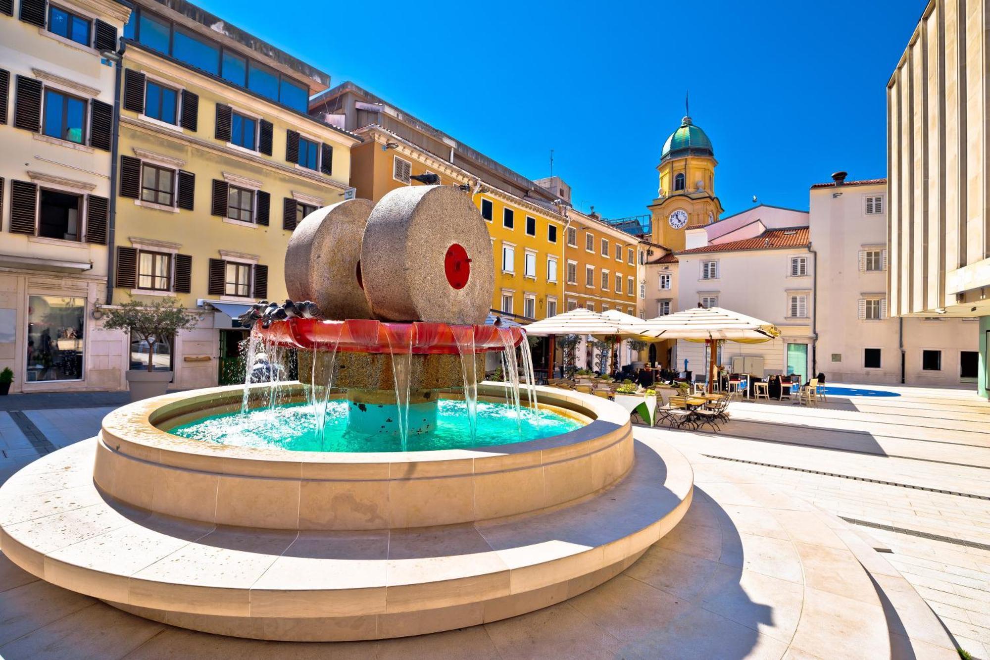 City Apartment With Garden - Happy Rentals Rijeka Extérieur photo